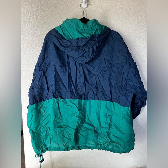 Vintage Blue&Teal Windbreak - Picture 3 of 4